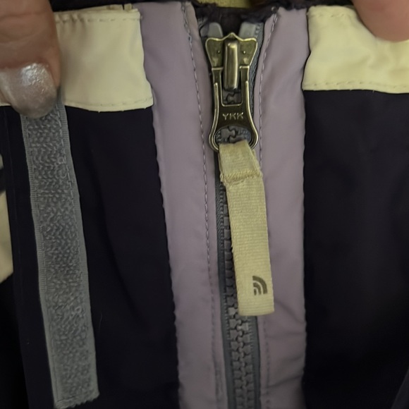 The North Face womens jacket M - Picture 4 of 9